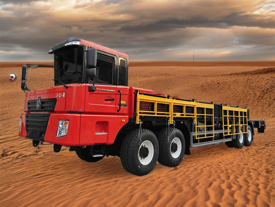 8×8油田修井機(jī)底盤(pán)